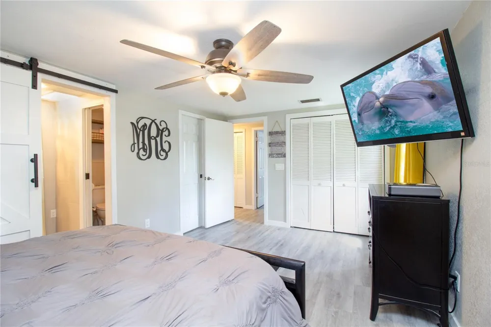 7018 OAKVIEW CIRCLE Tampa, FL 33634