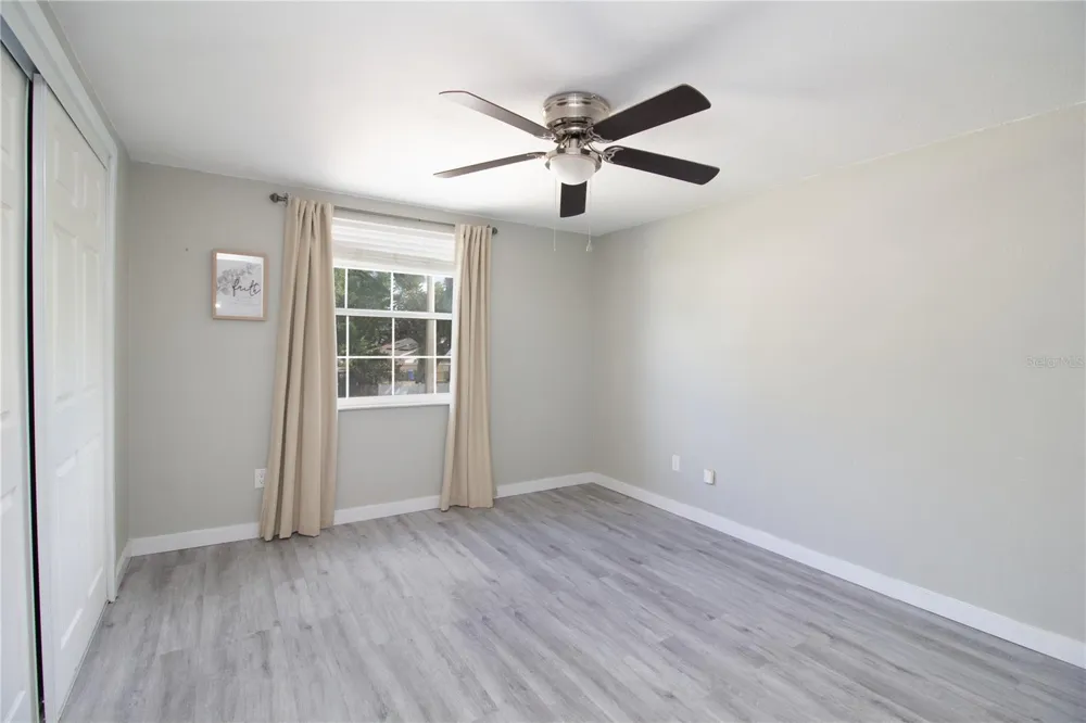 7018 OAKVIEW CIRCLE Tampa, FL 33634