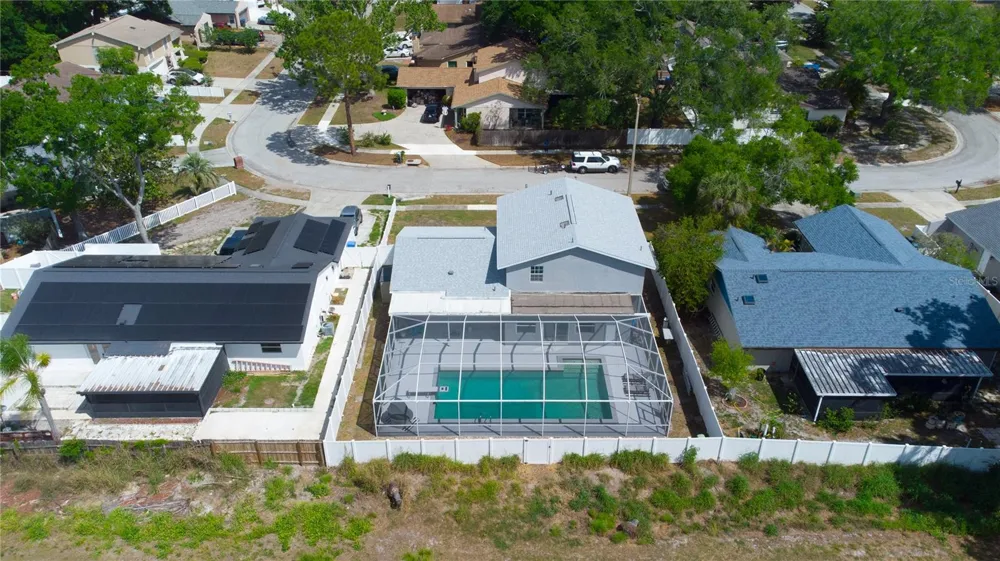 7018 OAKVIEW CIRCLE Tampa, FL 33634