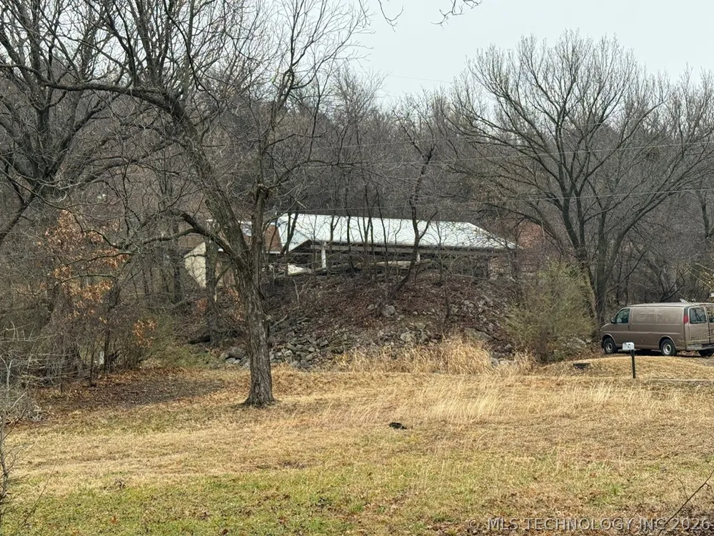 11201 S Edgewater Road Claremore, OK 74017
