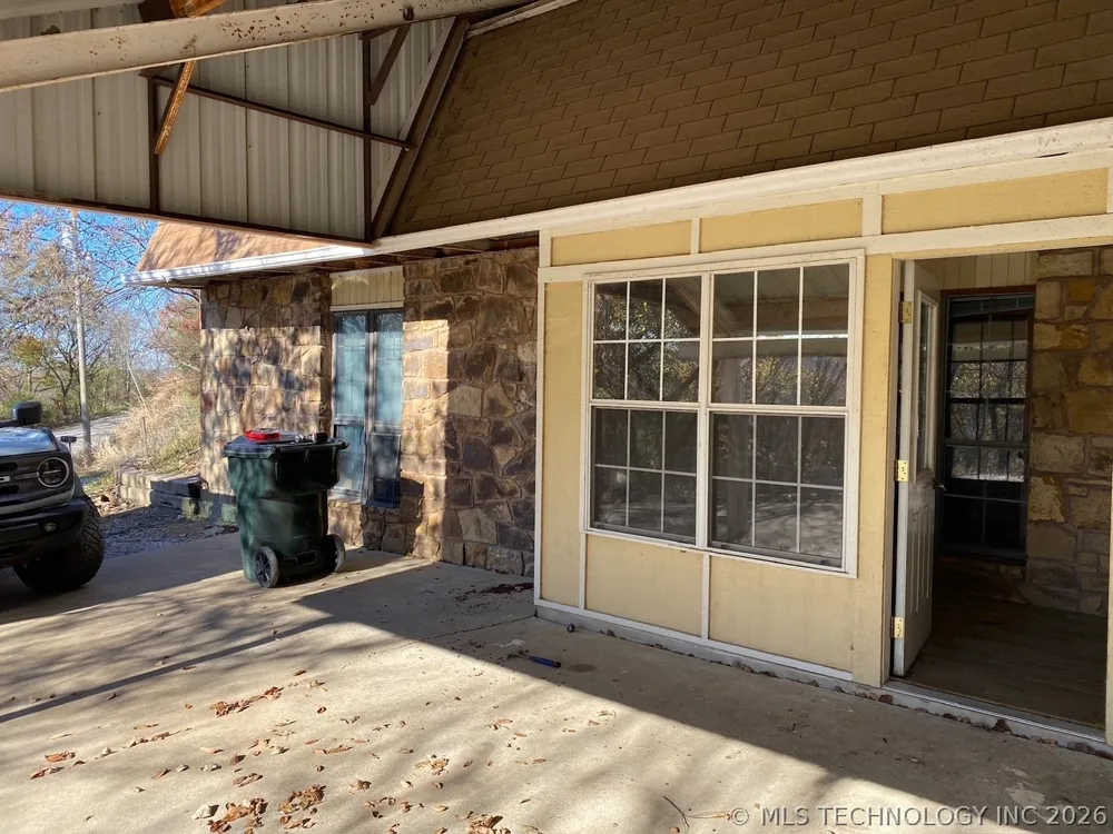11201 S Edgewater Road Claremore, OK 74017