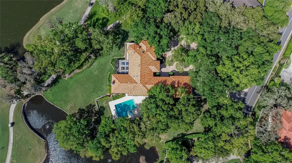 1043 GUISANDO DE AVILA Tampa, FL 33613