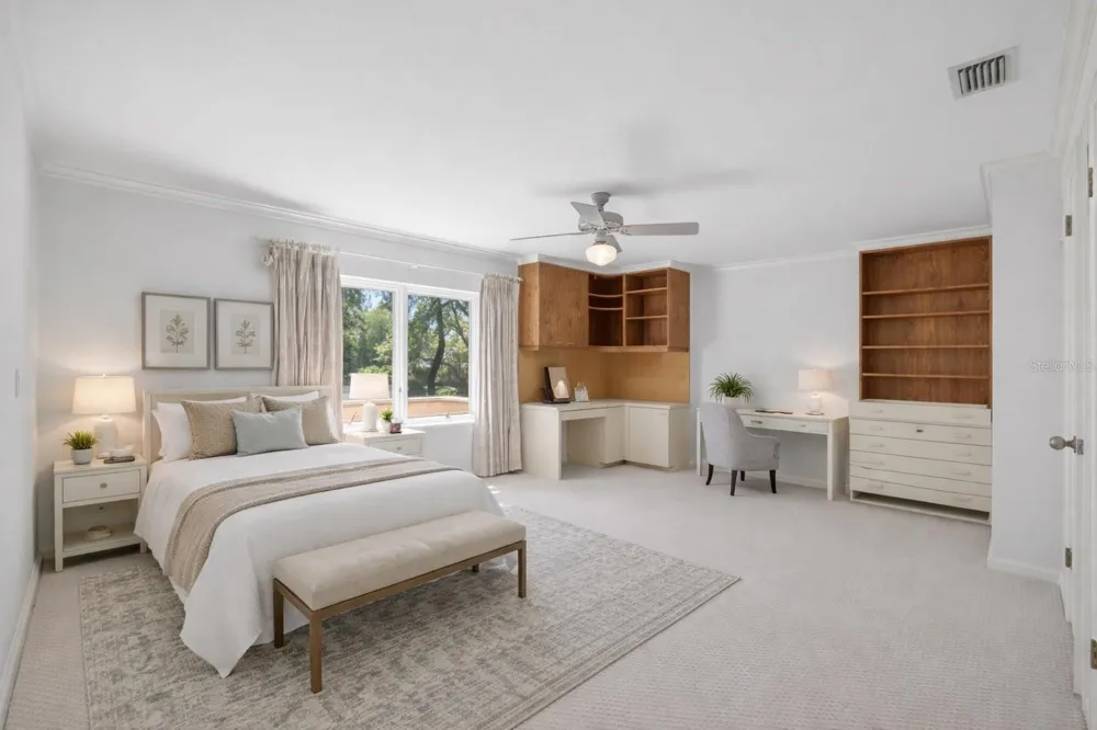 1043 GUISANDO DE AVILA Tampa, FL 33613