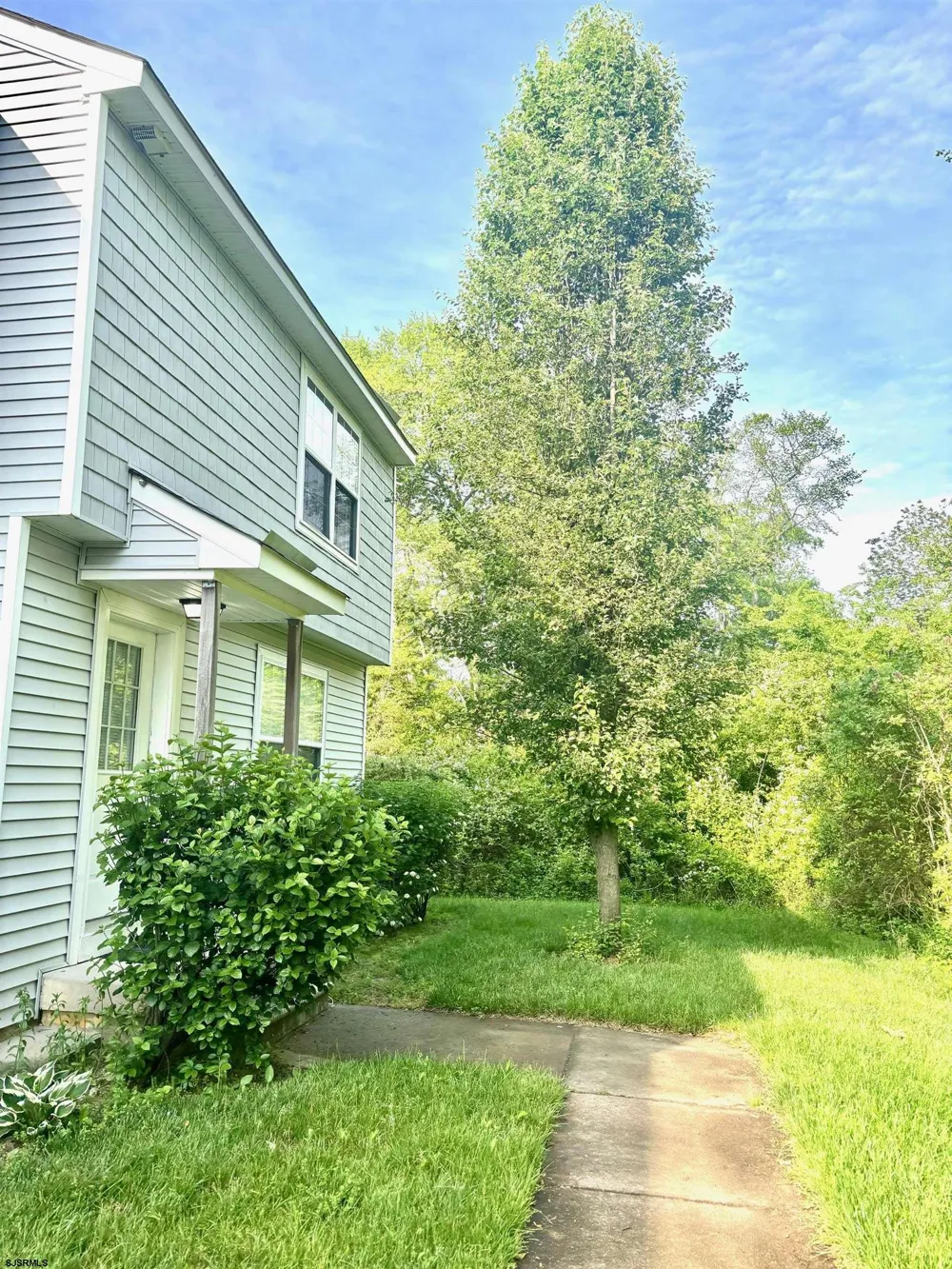 27 Oyster Bay Absecon, NJ 08201