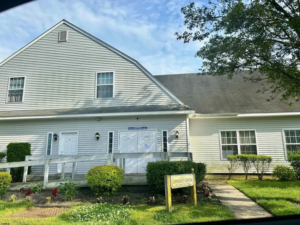 27 Oyster Bay Absecon, NJ 08201