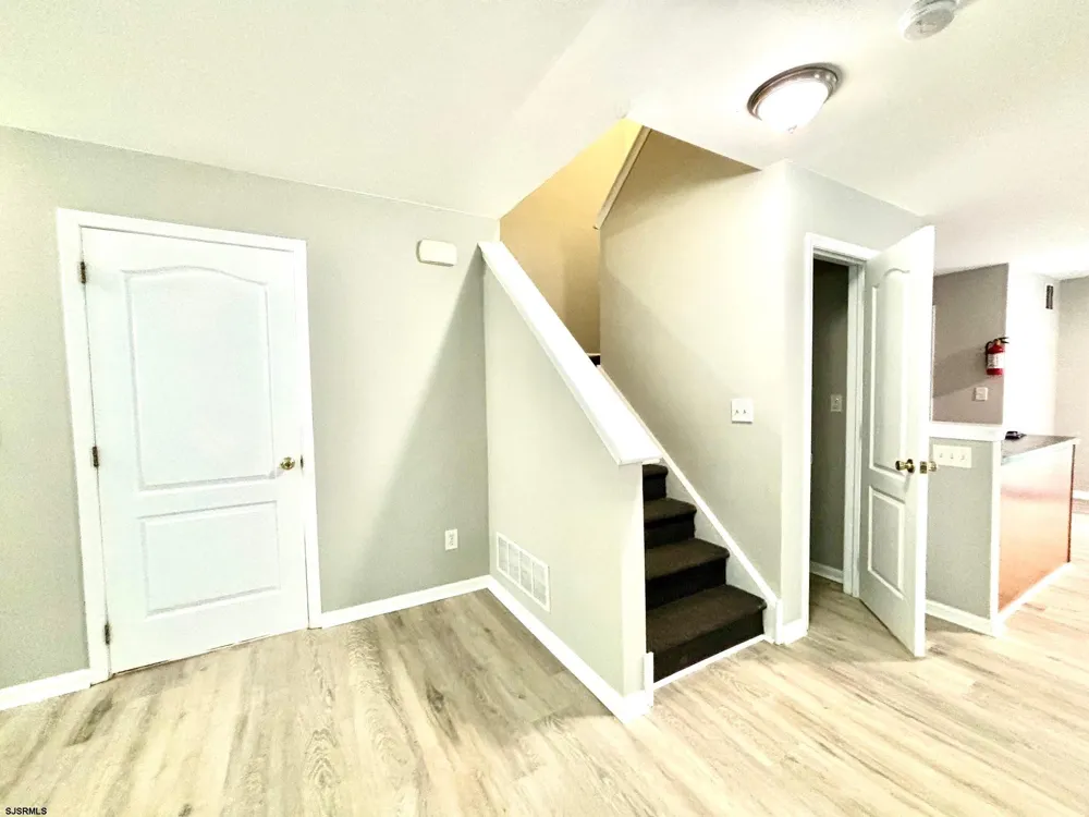 27 Oyster Bay Absecon, NJ 08201