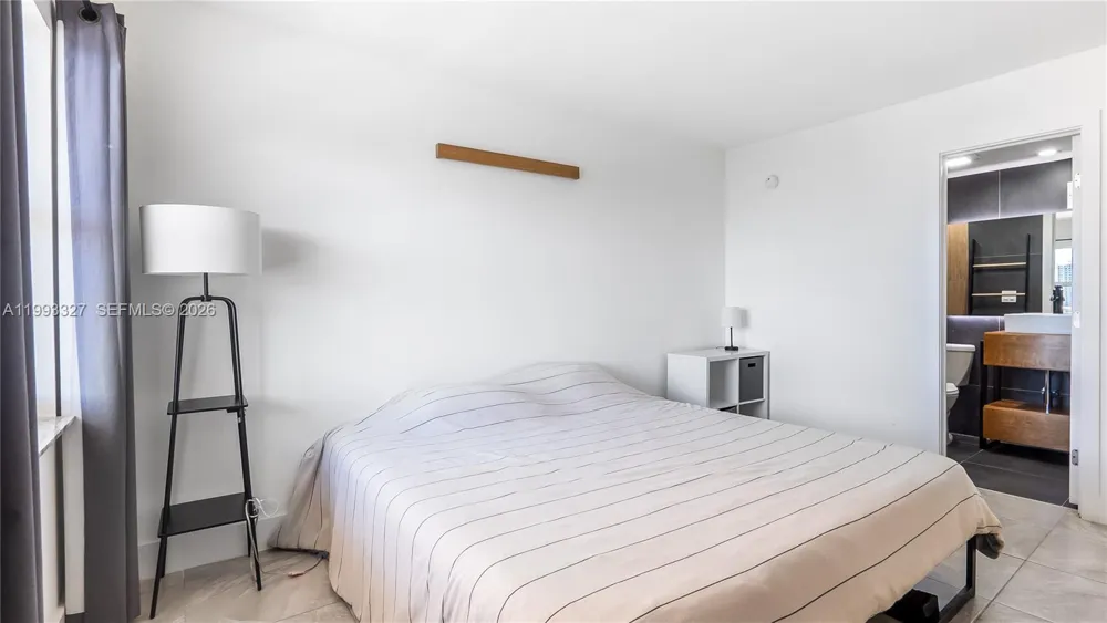 121 Golden Isles Dr #803 Hallandale Beach, FL 33009