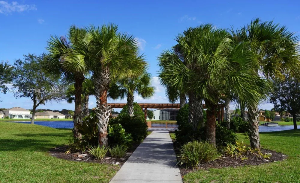 1754 Boat Launch Rd Kissimmee, FL 34746
