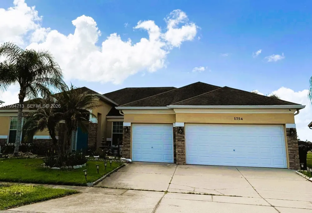 1754 Boat Launch Rd Kissimmee, FL 34746
