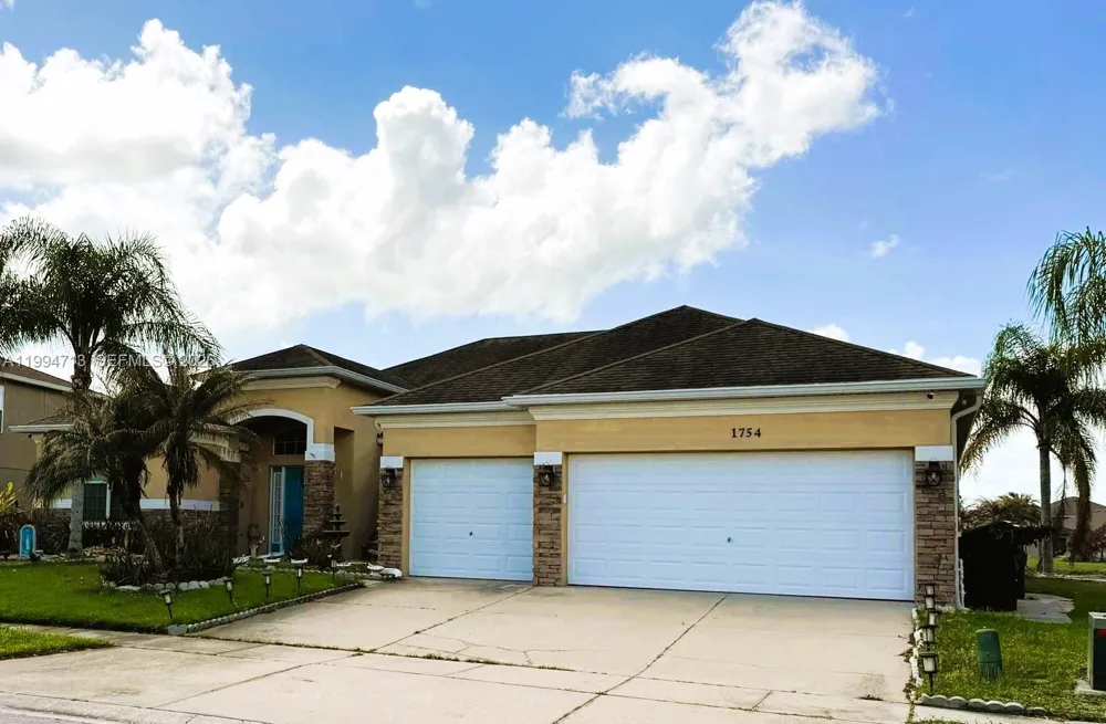 1754 Boat Launch Rd Kissimmee, FL 34746