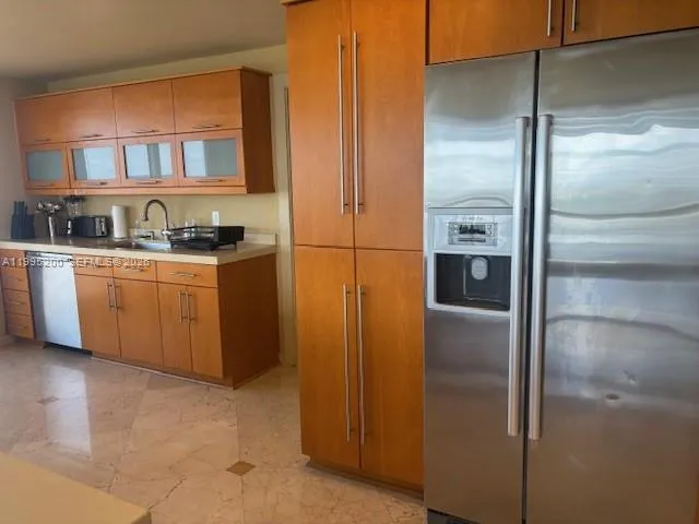 100 Lincoln Rd #PH4 Miami Beach, FL 33139