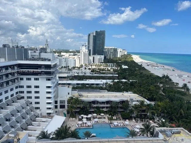 100 Lincoln Rd #PH4 Miami Beach, FL 33139