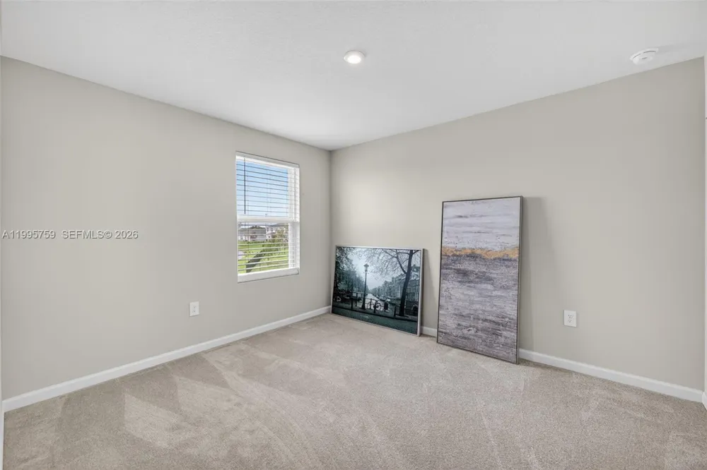 220 Raspberry Rd Fort Pierce, FL 34981