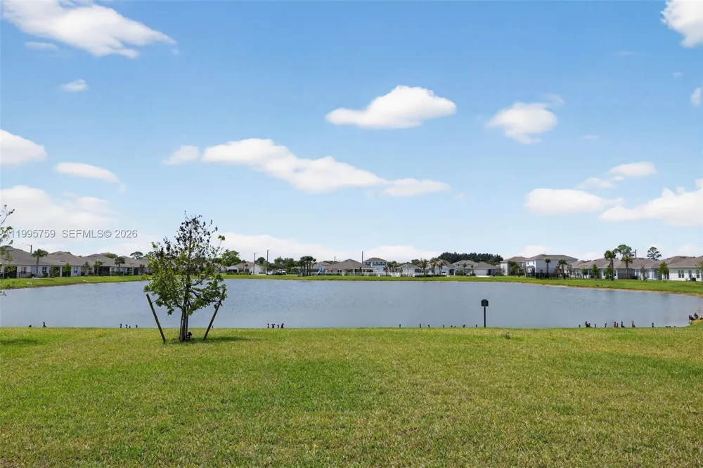 220 Raspberry Rd Fort Pierce, FL 34981