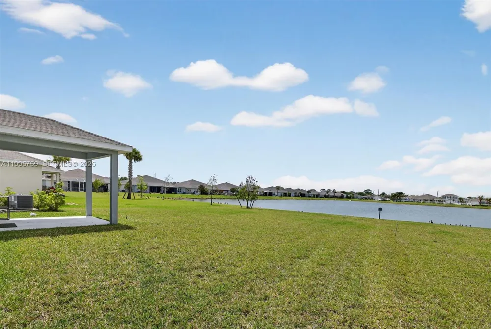 220 Raspberry Rd Fort Pierce, FL 34981