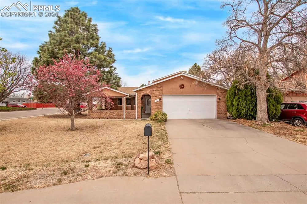 95 Regency Boulevard Pueblo, CO 81005