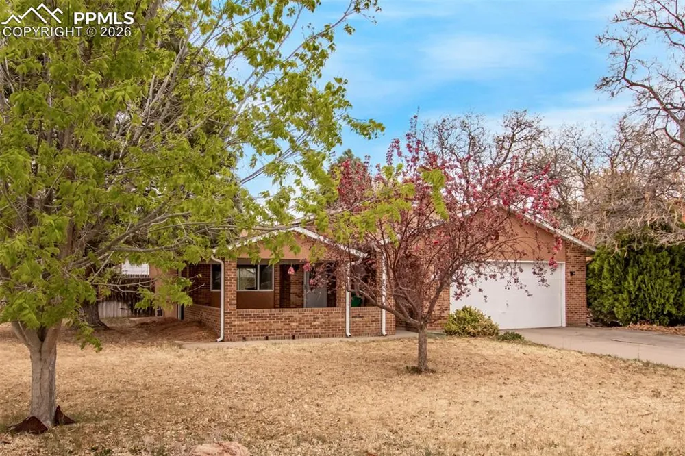 95 Regency Boulevard Pueblo, CO 81005
