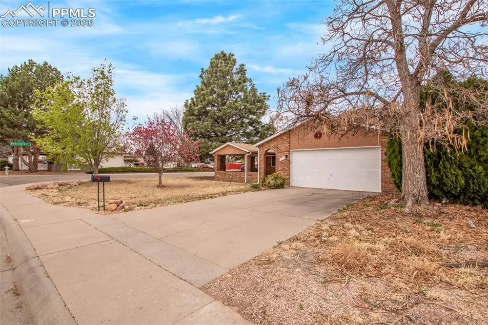95 Regency Boulevard Pueblo, CO 81005