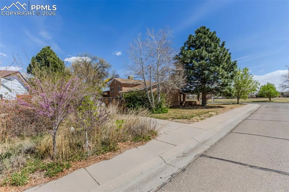 95 Regency Boulevard Pueblo, CO 81005