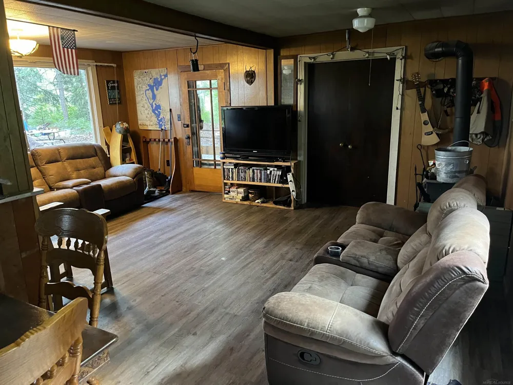 4011 Sandall Road Maple Ridge Township, MI 49707
