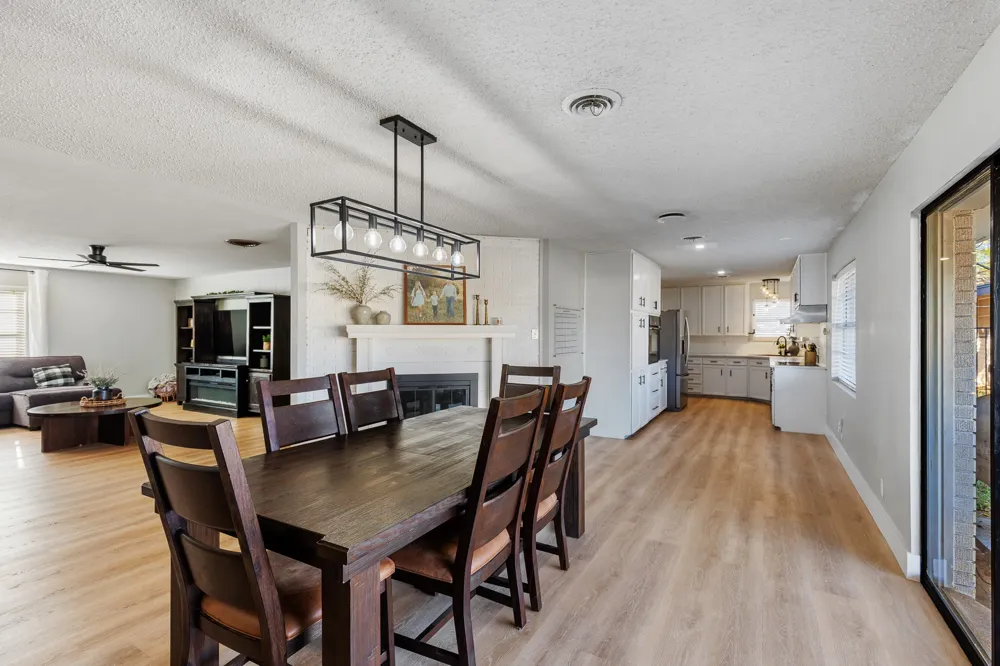 139 E Cottonwood Drive Granite Shoals, TX 78654