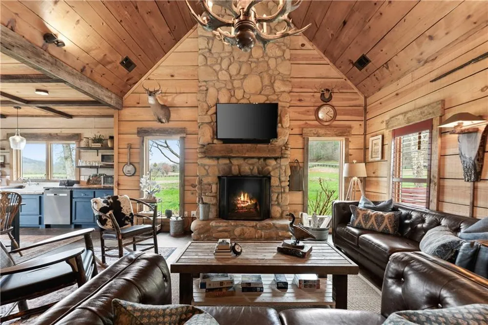 605 Lynch Mountain Road Sautee Nacoochee, GA 30571