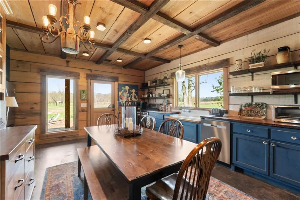 605 Lynch Mountain Road Sautee Nacoochee, GA 30571