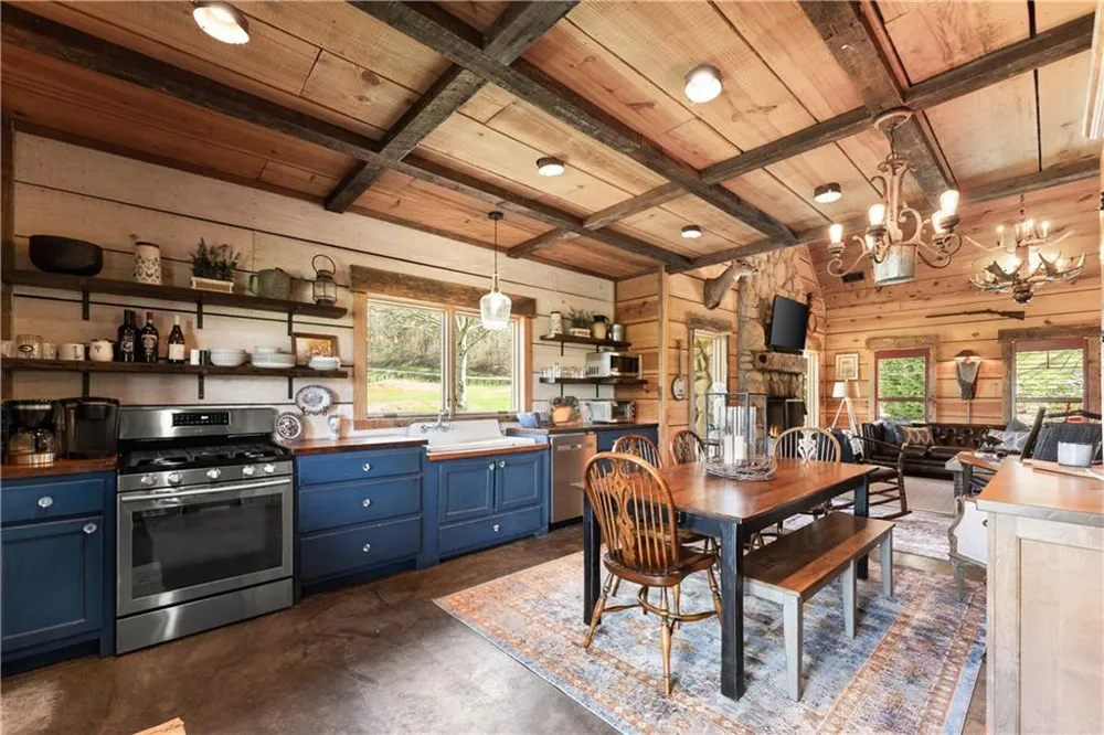 605 Lynch Mountain Road Sautee Nacoochee, GA 30571