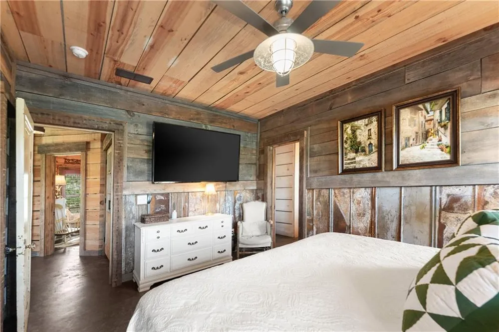 605 Lynch Mountain Road Sautee Nacoochee, GA 30571