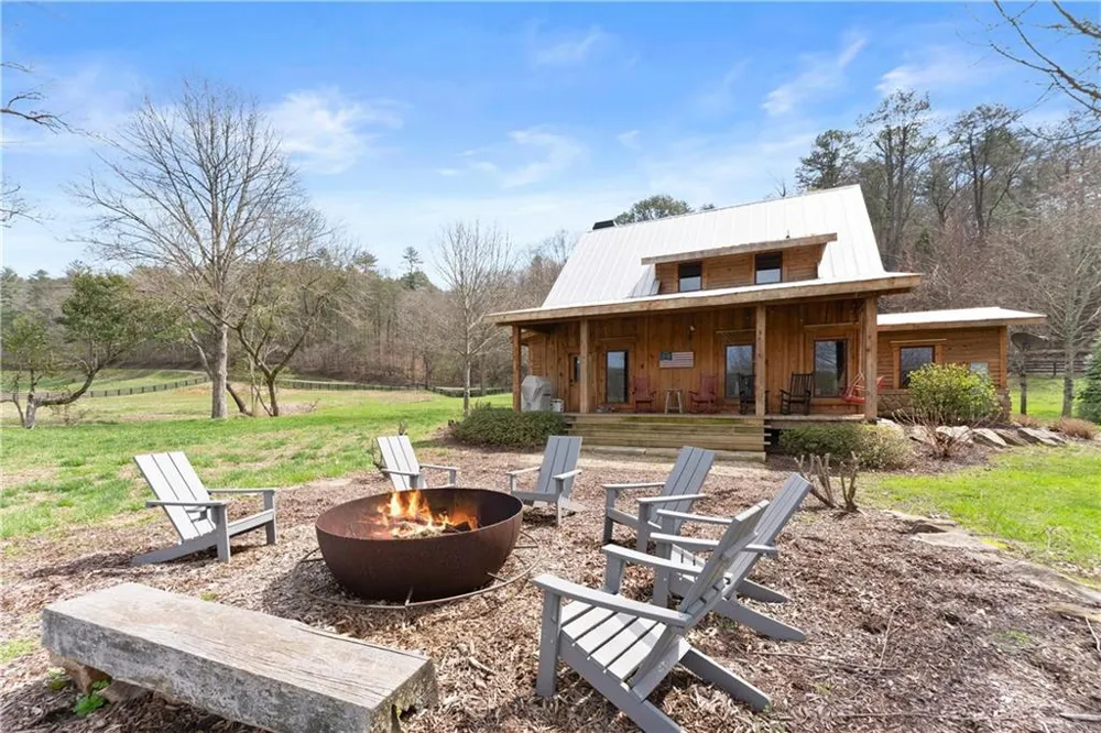 605 Lynch Mountain Road Sautee Nacoochee, GA 30571