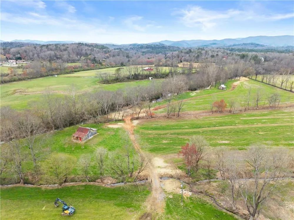 605 Lynch Mountain Road Sautee Nacoochee, GA 30571