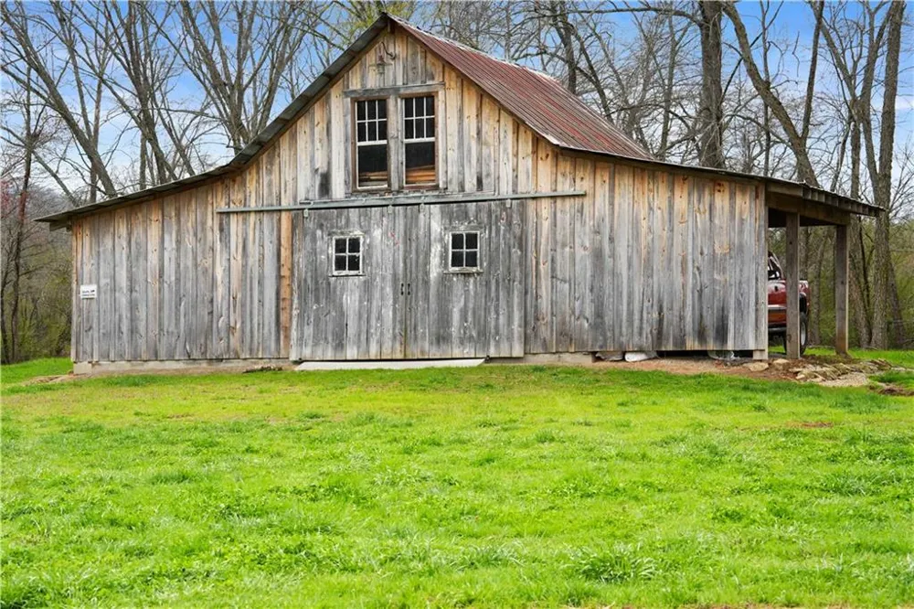 605 Lynch Mountain Road Sautee Nacoochee, GA 30571