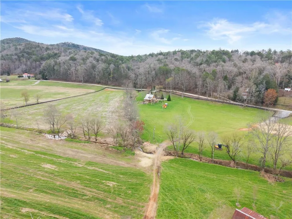 605 Lynch Mountain Road Sautee Nacoochee, GA 30571