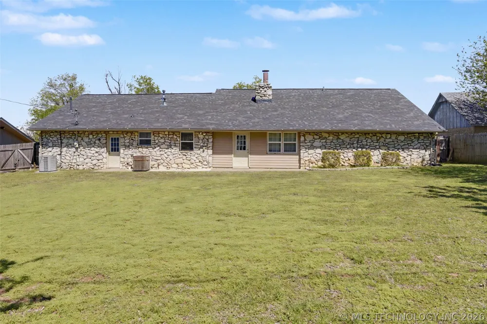 122 Lakeview Drive Mannford, OK 74044