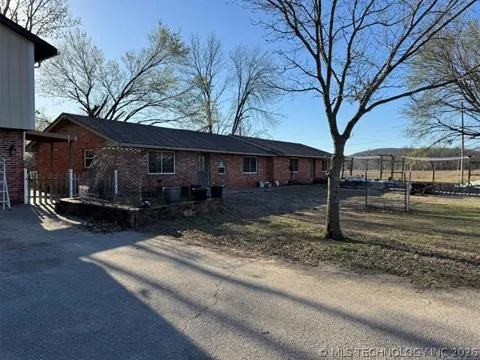20850 3946 ROAD