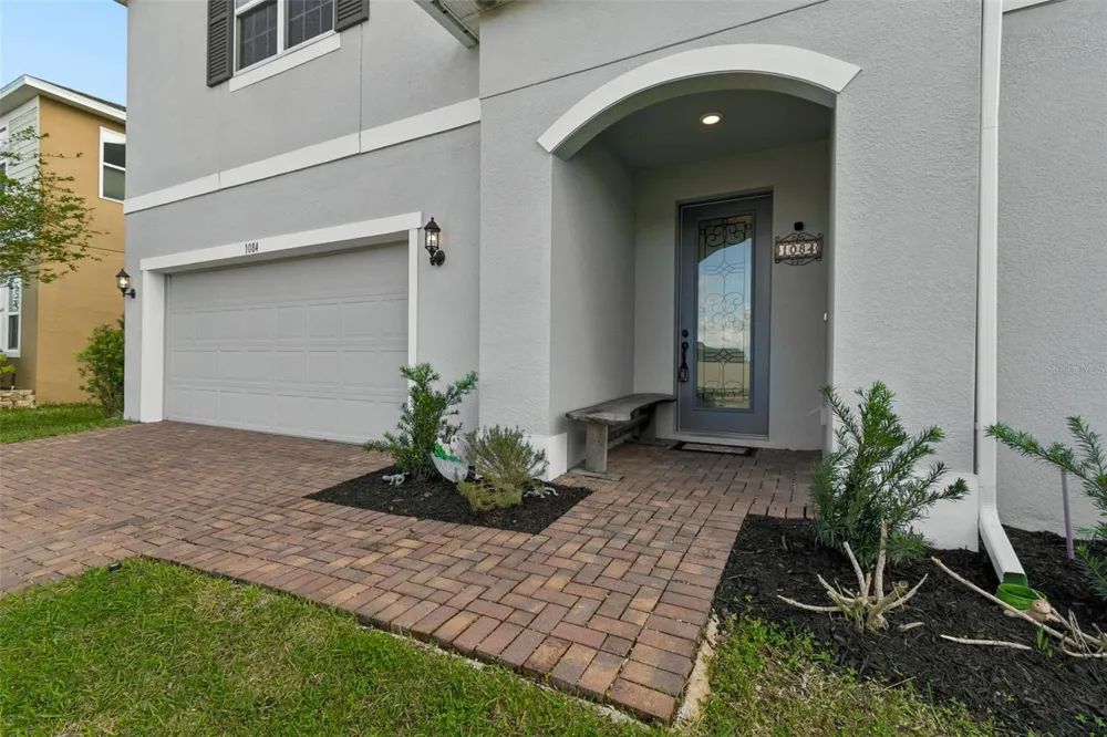 1084 CAVENDER CREEK ROAD Minneola, FL 34715
