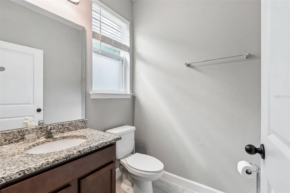 1084 CAVENDER CREEK ROAD Minneola, FL 34715