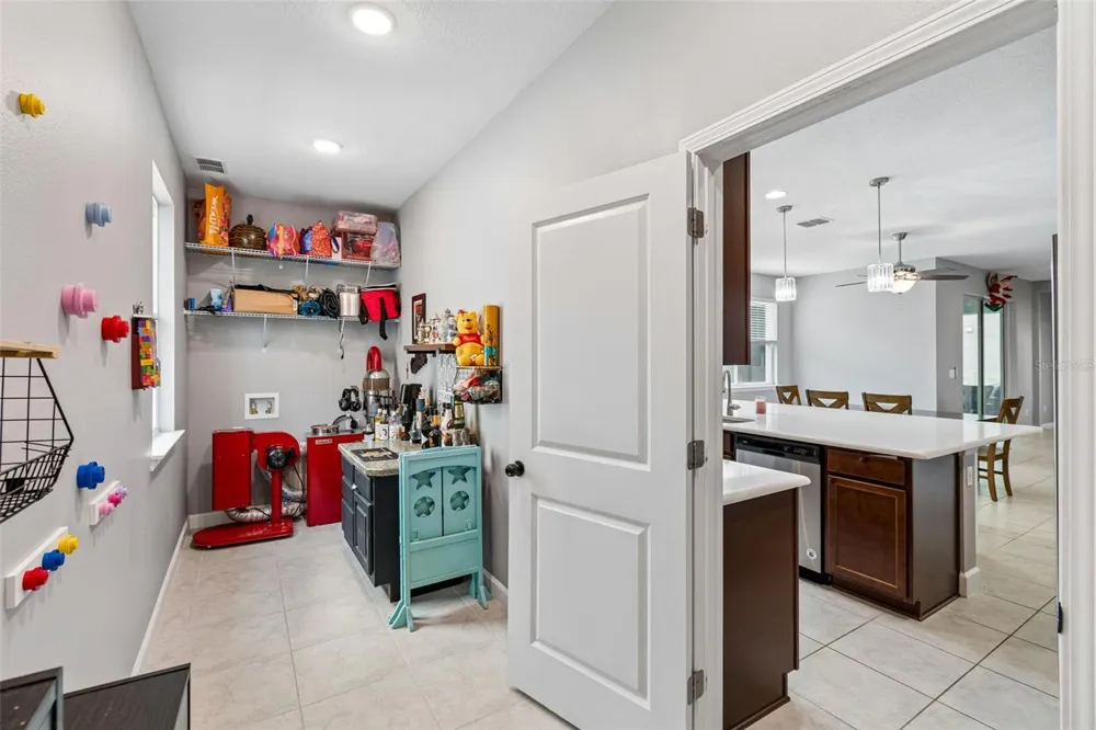 1084 CAVENDER CREEK ROAD Minneola, FL 34715