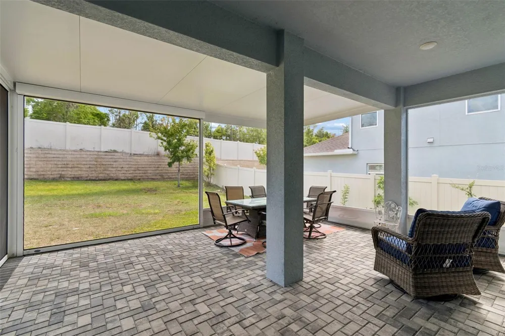 1084 CAVENDER CREEK ROAD Minneola, FL 34715