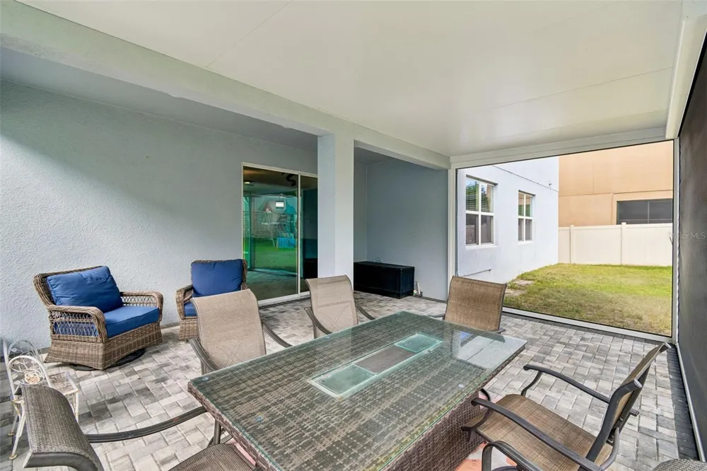 1084 CAVENDER CREEK ROAD Minneola, FL 34715