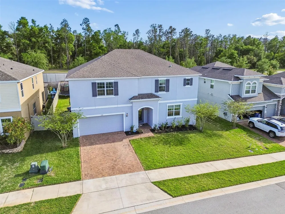 1084 CAVENDER CREEK ROAD Minneola, FL 34715