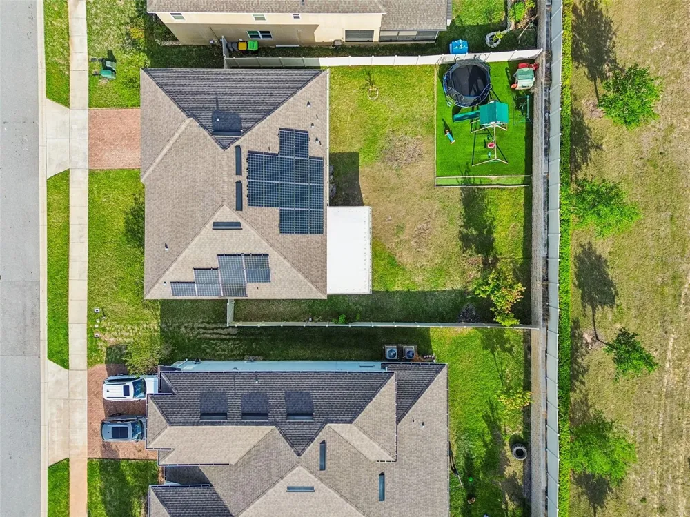 1084 CAVENDER CREEK ROAD Minneola, FL 34715