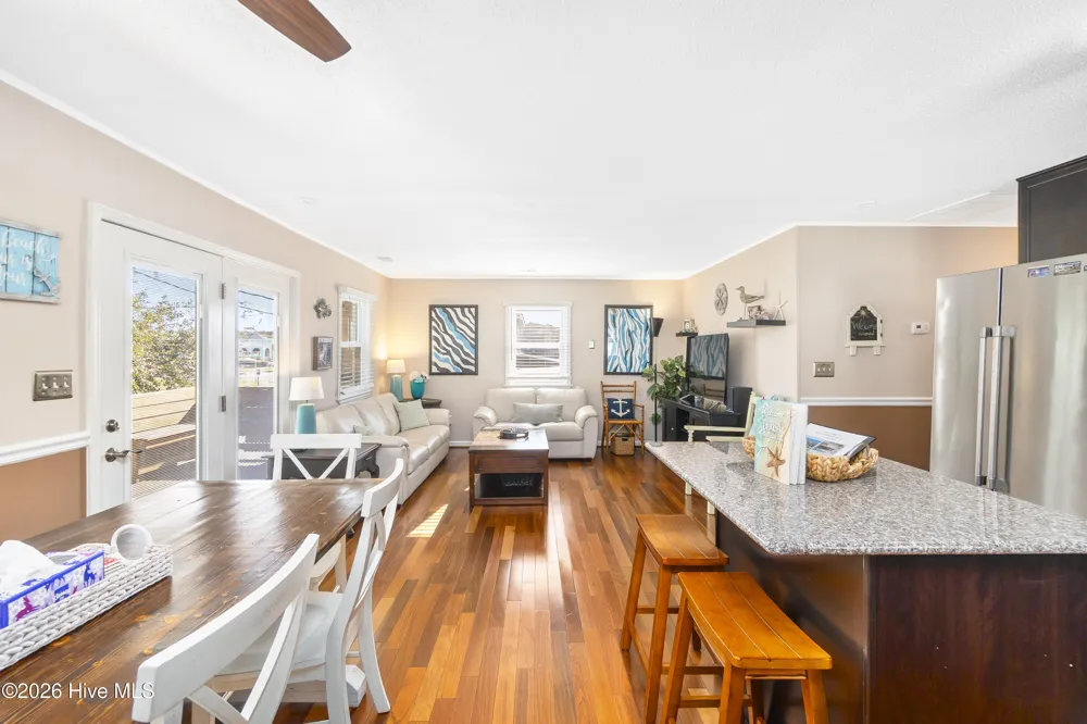 104 E Blackman Street Nags Head, NC 27959