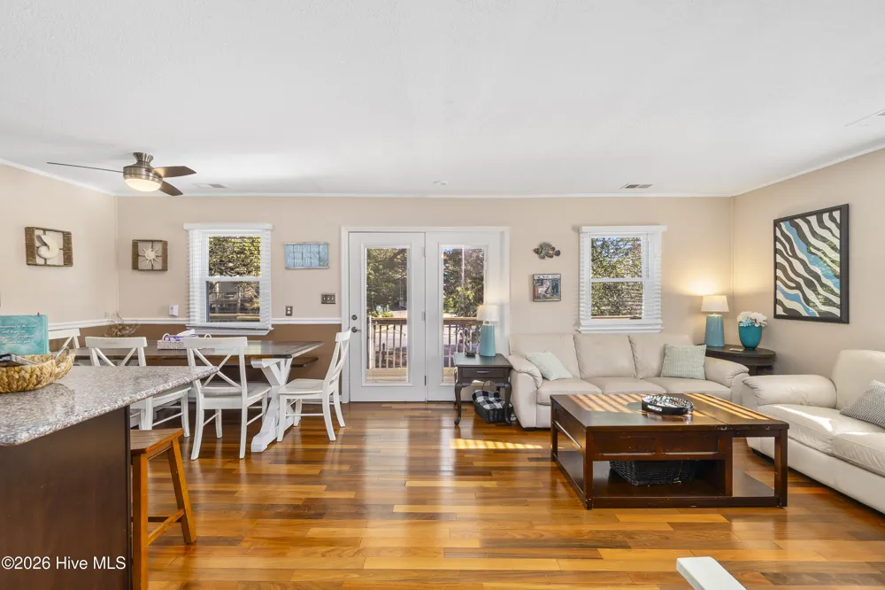 104 E Blackman Street Nags Head, NC 27959