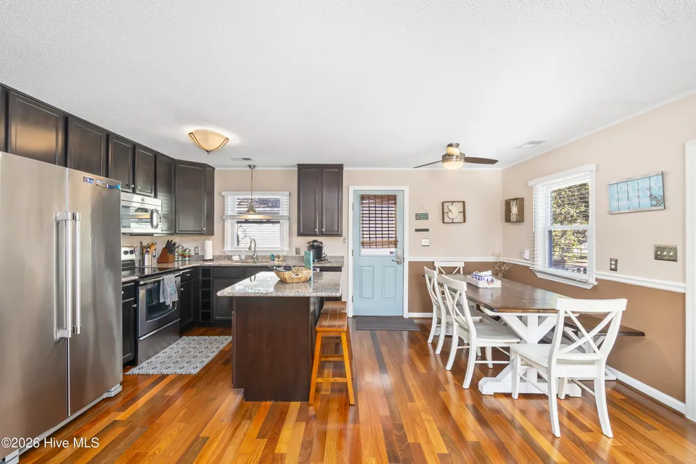 104 E Blackman Street Nags Head, NC 27959