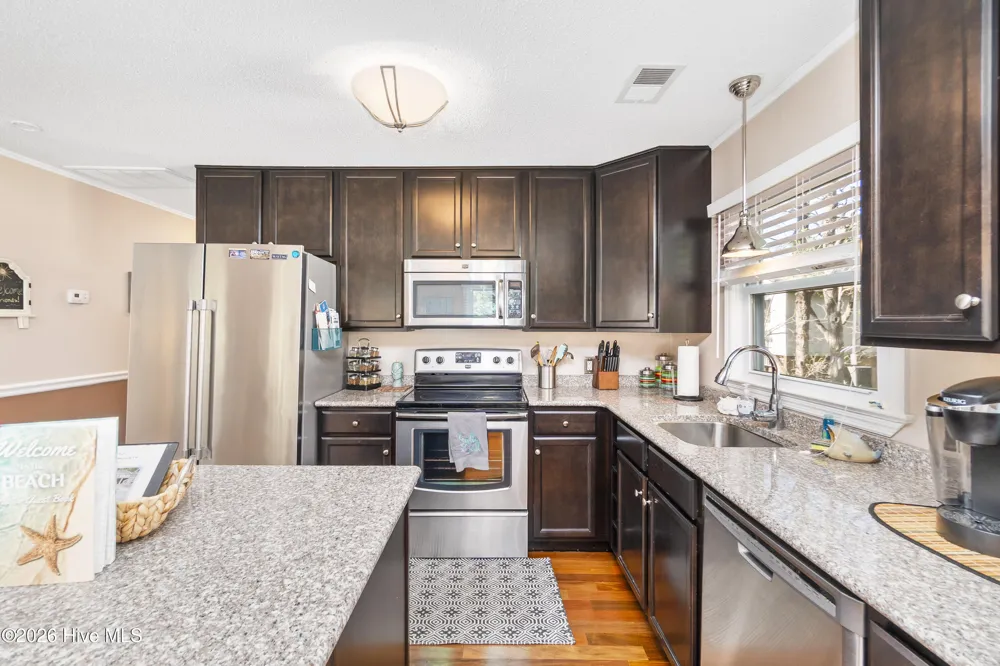104 E Blackman Street Nags Head, NC 27959