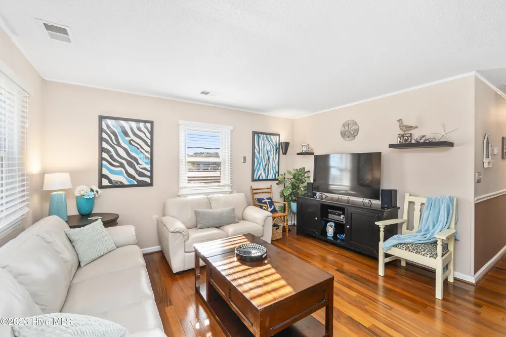 104 E Blackman Street Nags Head, NC 27959
