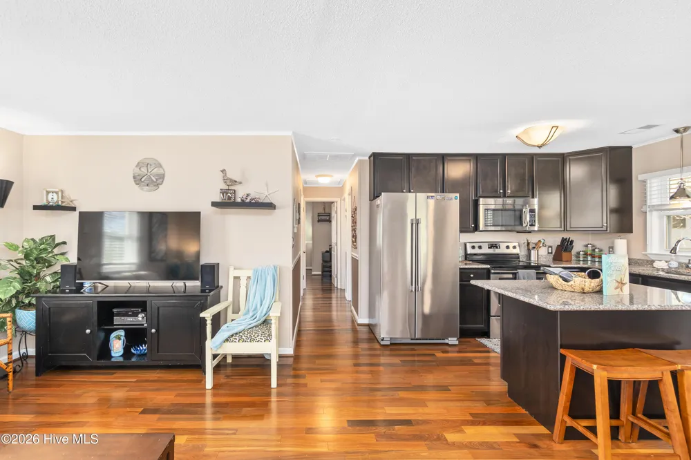 104 E Blackman Street Nags Head, NC 27959