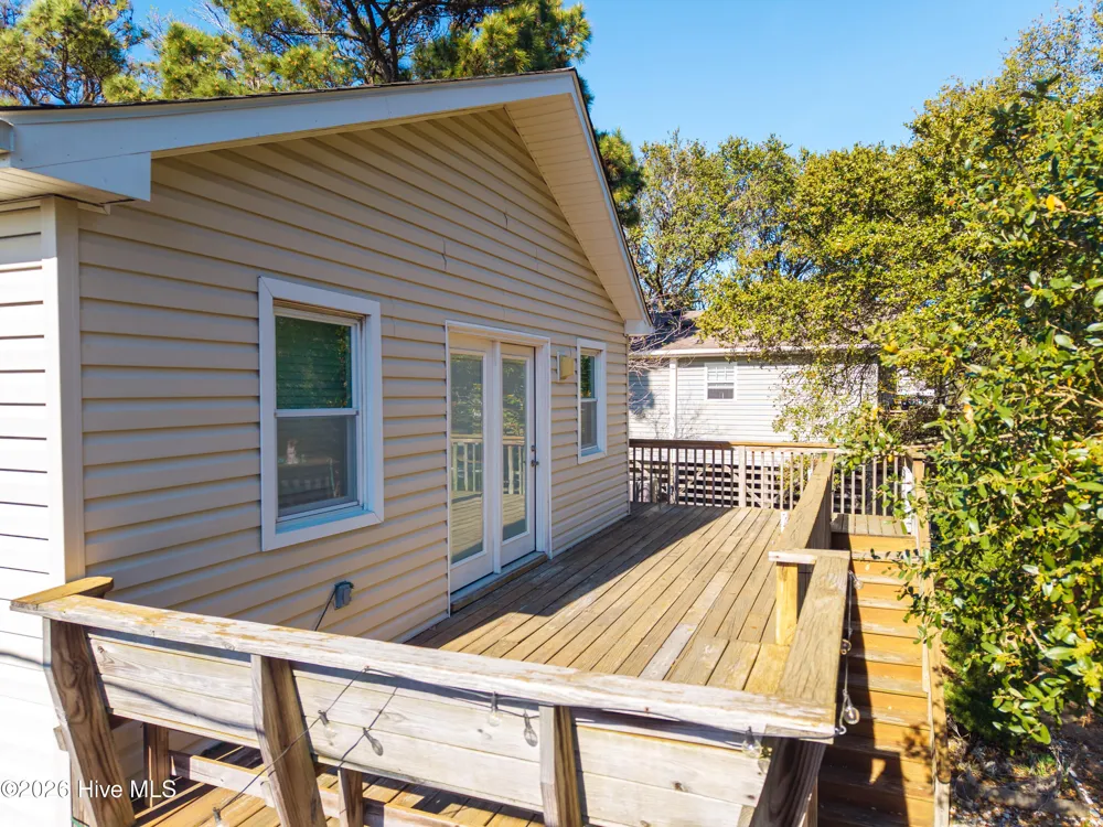 104 E Blackman Street Nags Head, NC 27959