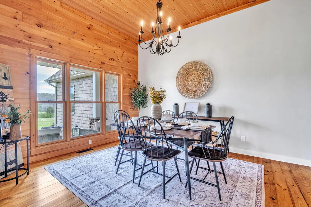 1809 County Road 50 Riceville, TN 37370